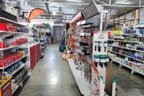 BFS00054_61_Store_middle.jpg