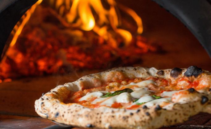 Exclusive Pizza Restaurant & Takeaway in Blouberg/ Milnerton