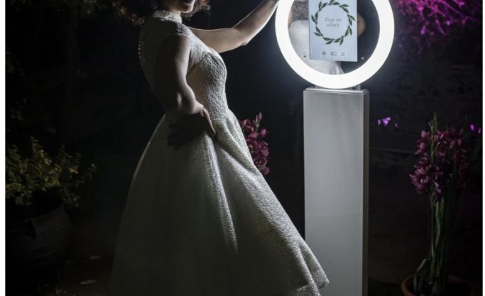 ESTABLISHED, FULLY OPERATIONAL PHOTO BOOTH COMPANY OPERATE FROM ANYWHERE