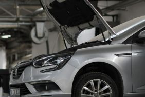 Well established and well known CV/Auto/Mechanical Service centre for sale