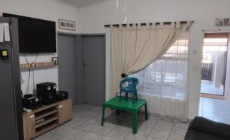 Secure 3-Bed Townhouse Gem in Elspark