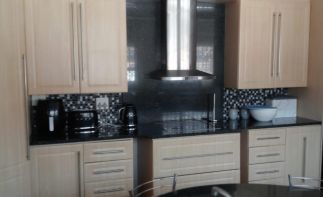 4 Bedroom House for Sale in Sunward Park