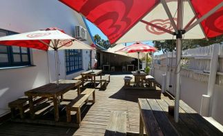 Property in popular coastal town with restaurant & pub