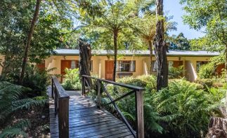 Live Your Dream & Own the Adventure: The Ultimate Lifestyle Investment in Storms River!