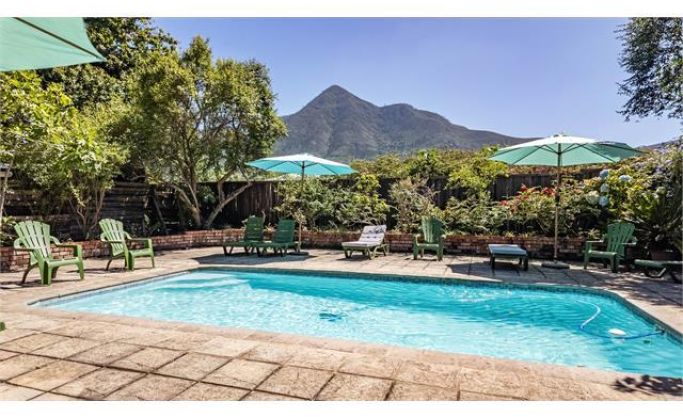 Enchanting Multi-Dwelling, Investment Property in Storms River Village