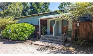 Enchanting Multi-Dwelling, Investment Property in Storms River Village