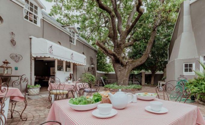 For Sale - The Iconic Café Felix Restaurant and Old Oak Manor Guest House - Riebeek - Kasteel