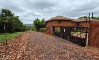 Townhouse Complex For Sale - Andeon - Pretoria West - ALL COSTS INCLUDED - TRANSFER FEES INCLUDED!!!