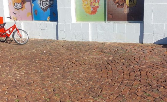 Own a High-Growth Ola & Magnum factory outlet in Centurion for sale