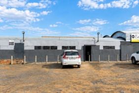 BFS00389_1409_03_Full_Exterior_Frontage.jpg
