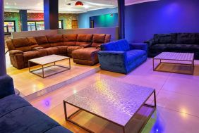 BFS00389_1410_04_Indoor_Sofa_Lounge.jpg