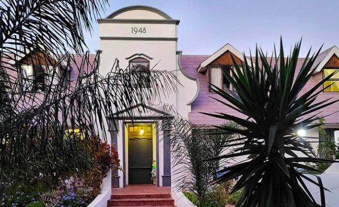 Historic Guest House, Function Venue & Prime Development Opportunity – Durbanville