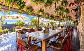 Landmark Bar and Restaurant