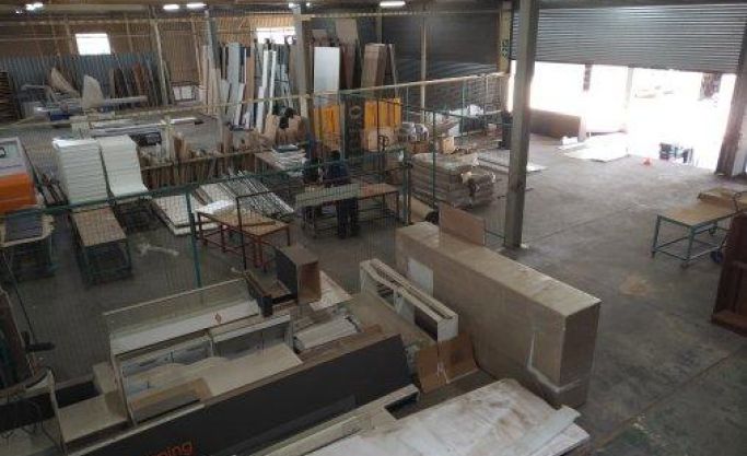 Wood based manufacturing business supplying the shopfitting & kitchen industry