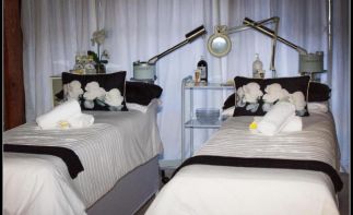 A 9 bed, well established and profitable guesthouse for sale in Hartbeespoort