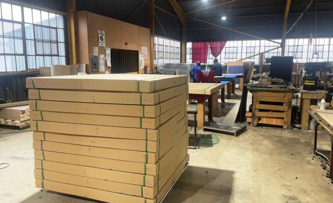 Manufacturer of Pool tables, Tennis table boards and dart boards