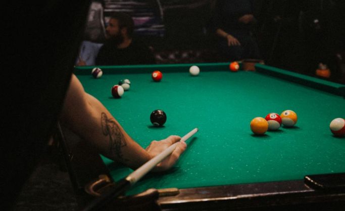 Manufacturer of Pool tables, Tennis table boards and dart boards