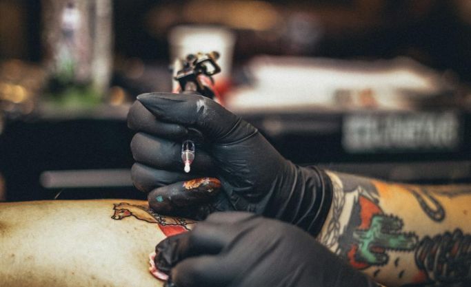 Be an artist on someone's skin, tattoo business for sale