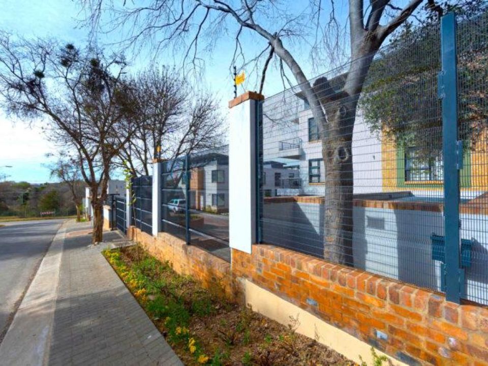 Leading Security Fencing Business. East Rand. Works Nationally. Very Good Profits. Growth. 