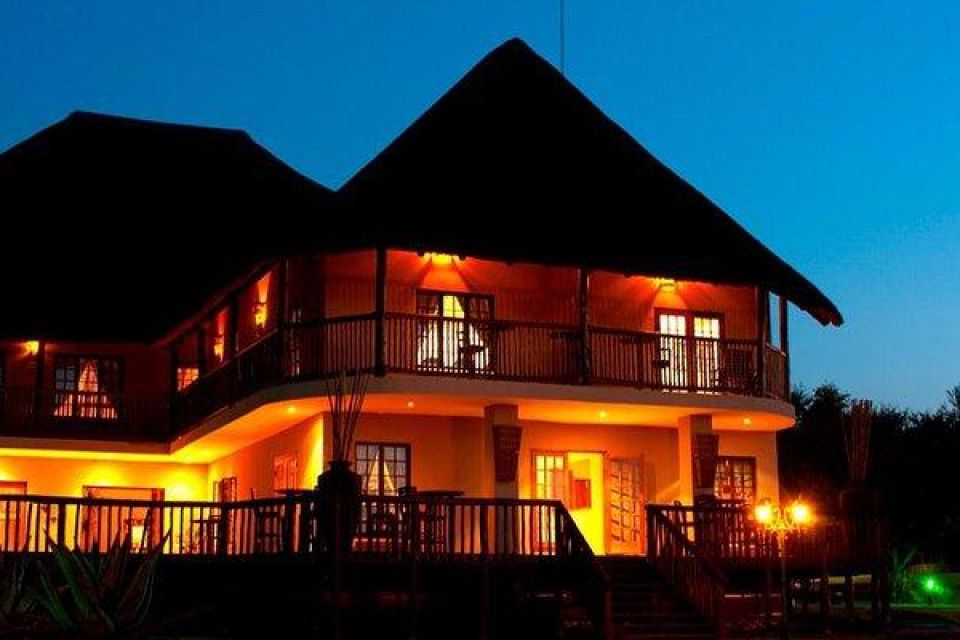 Established Lodge next to Dinokeng a Investment With Growth