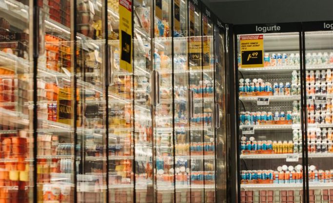 Large Franchise Supermarket and liquor store
