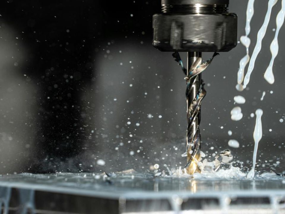 Full service precision CNC machining facility, with CNC milling and turning capabilities