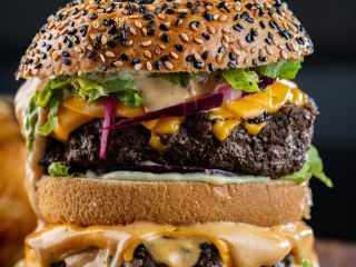 Steers & Fishaways Fast Food Franchise : Proven Profitability & Prime Location