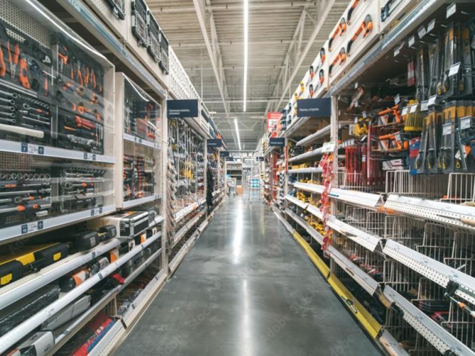 High-Traffic Main Road: Profitable Franchise Hardware Business + Property Included (East Rand)