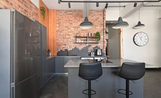 10% Yield: Profitable Cape Town Airbnb Business with Dual-Unit Property and Professional Management
