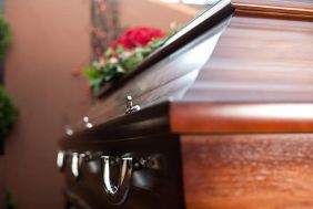 37418_40873_coffin_b.jpg