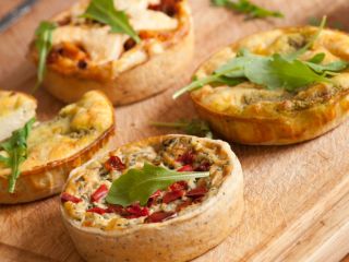 Well established coffee shop in the Strand