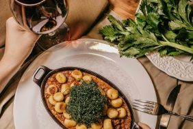 Own One of the Area’s Favourite Dining Destinations