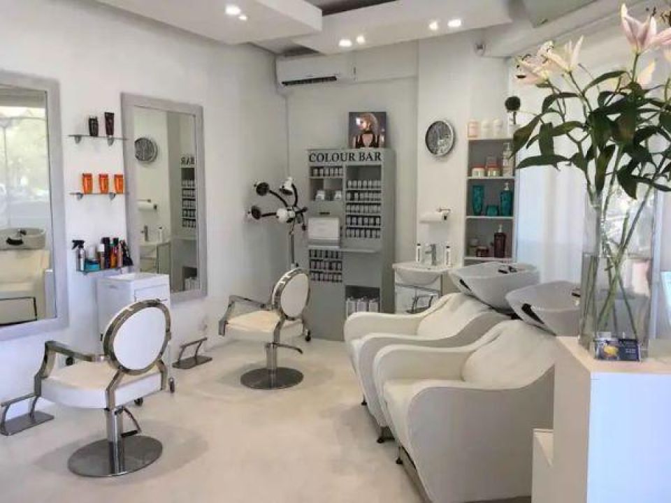Well established Hair Dressing Salon in Hout Bay