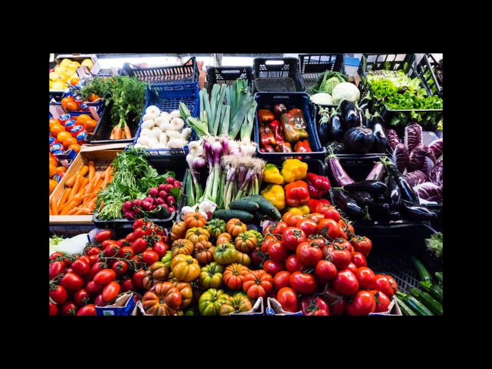 Vibrant and natural health food shop in Cape Town. 