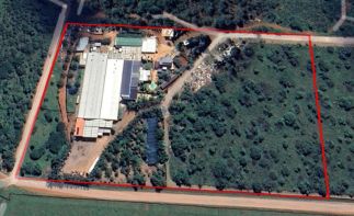 “Unique Game Farm Property & Huge Warehouse