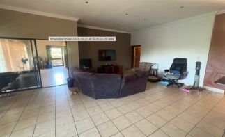 Rare Triple-Income Opportunity (Port Edward) — Main House, Apartment & Flatlet For Sale