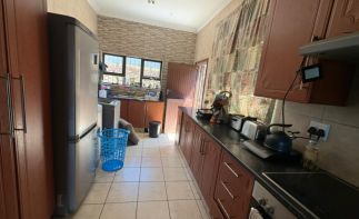 Rare Triple-Income Opportunity (Port Edward) — Main House, Apartment & Flatlet For Sale