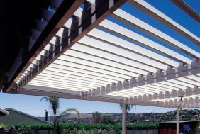 38117_42842_Adjustable_Louvre_Awning.jpg