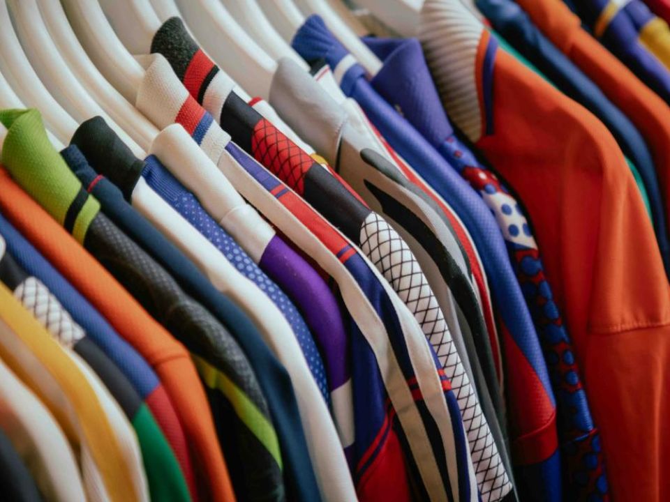 Bespoke Sport Apparel business with Exceptional growth prospects