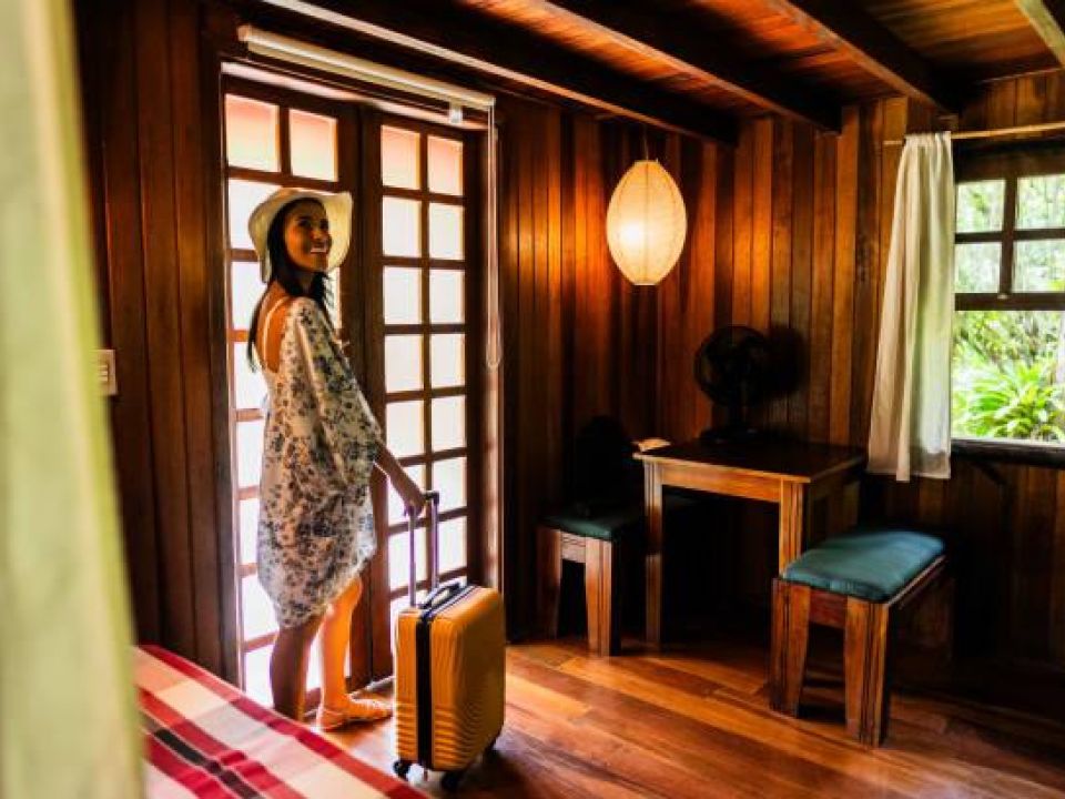 Stunning coastal Guest House Lodge With Property , close to Cape Town on Garden Route