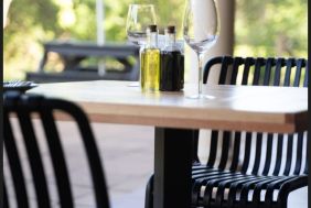 Hillcrest Upmarket Restaurant Bar within a secure Estate (600 plus) Durban