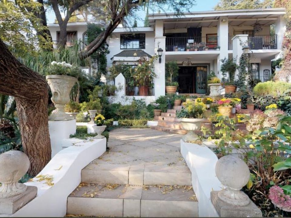Landmark Hotel,Lodge in Centurion 